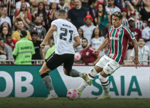 Botafogo de Textor acerta contratação de Matheus Martins; saiba quanto Fluminense ganhará